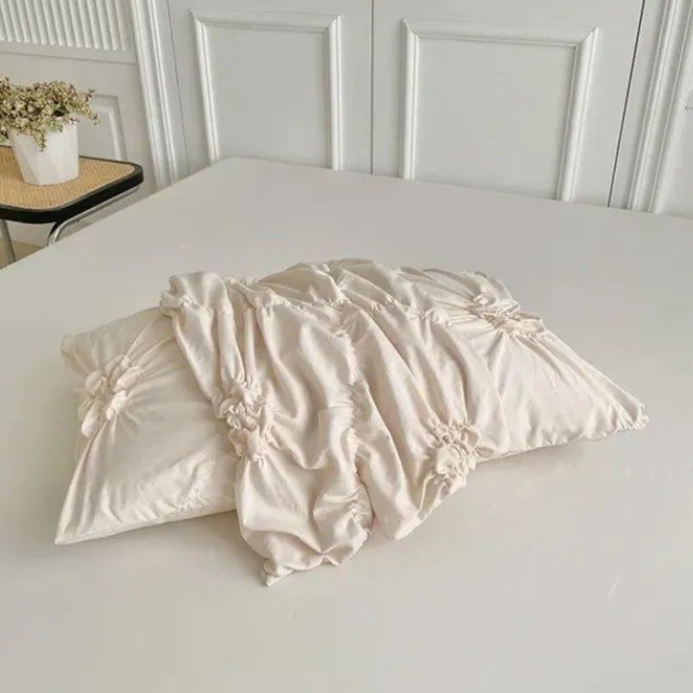 BowLift | Blanket Pleated Microfibre Bedding Set