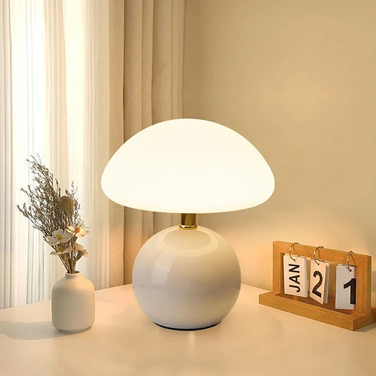BowLift | Mushroom Shaped Table Lamp – Elegant French Cream Lamp for a Cozy Bedroom