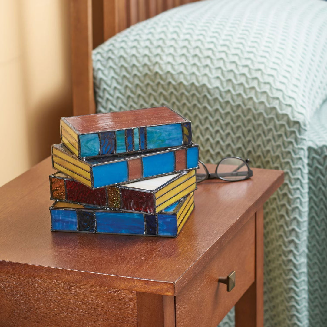 BowLift | Desk lamp with stacked books