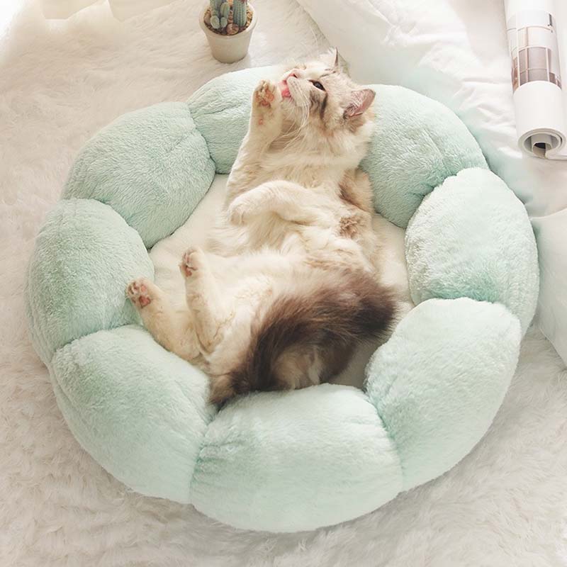 Azura | Deep Sleep Flower Shape Cat Bed