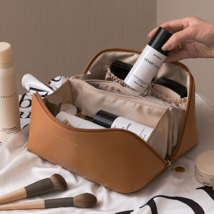 Azura | Cosmetic bag | Elegant and spacious | Practical storage