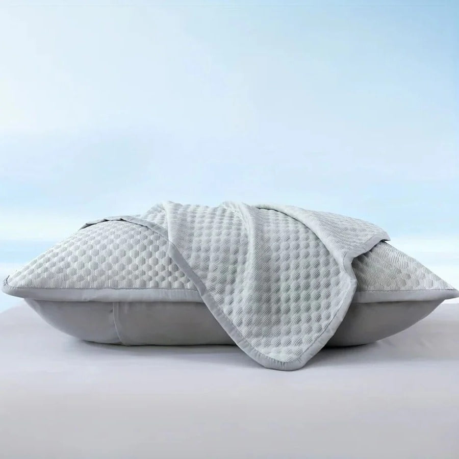 BowLift | Lightweight Bedding Set for Warm Nights and Hot Sleepers