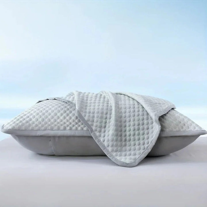 BowLift | Lightweight Bedding Set for Warm Nights and Hot Sleepers