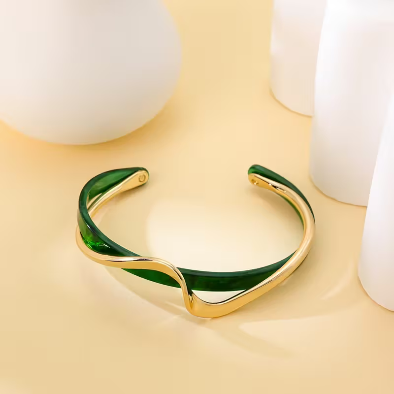Emerald Wave Bracelet
