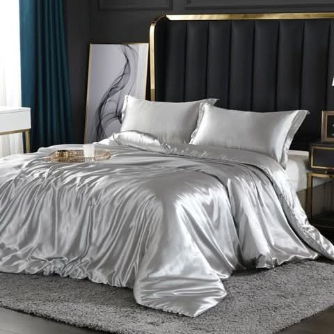 BowLift | Silk Satin 4-Piece Bedding Set with Duvet Cover