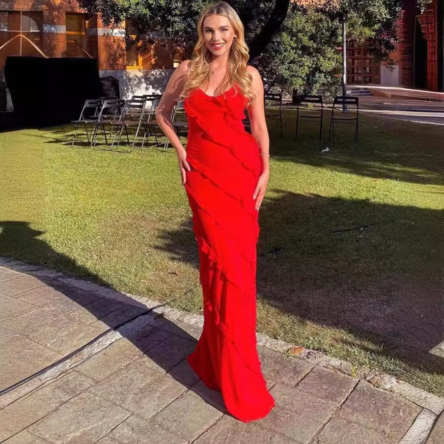 Adrienne – Elegant Ruffled Dress