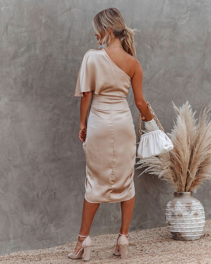 Maelle - Chic Midi Dress