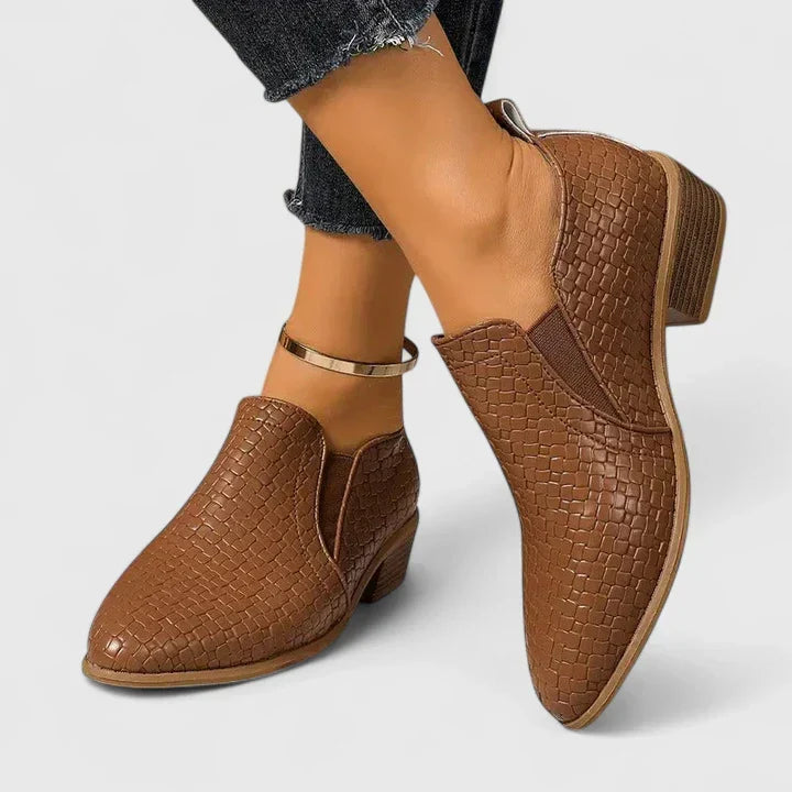ABBY – CHIC WOVEN ANKLE BOOTIE