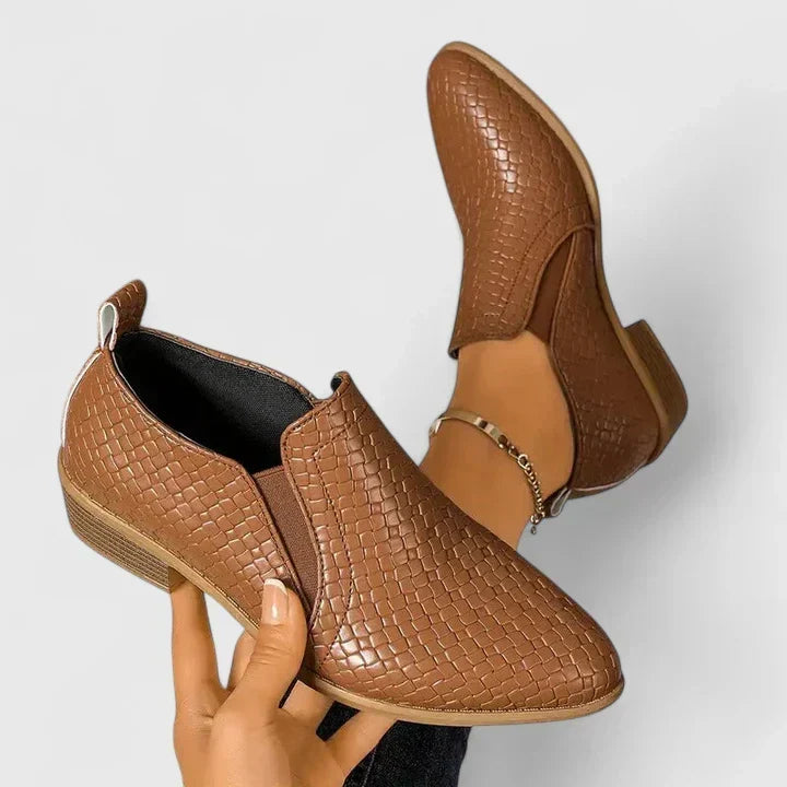 ARIVELLEA – ORTHOPEDIC SHOES