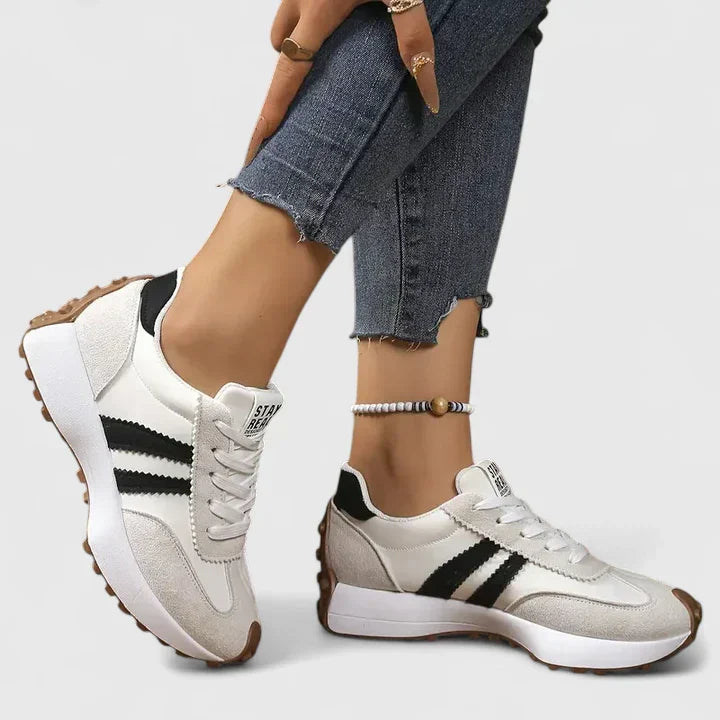 DESTINY – CLASSIC STRIPE SNEAKERS
