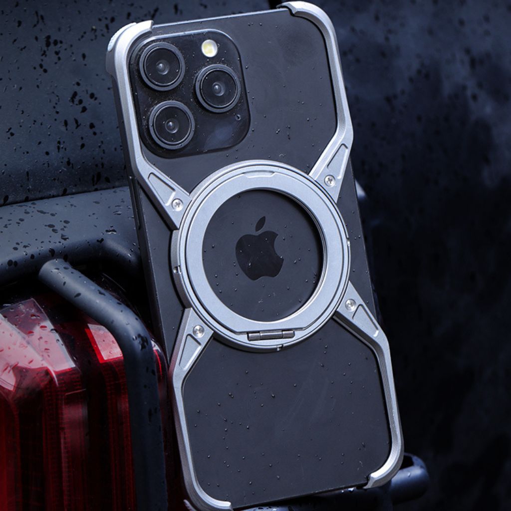 InvisiAzurae MagSafe iPhone Case - Ultra-thin, Protective and Wireless RechargeaAzurae | Azura