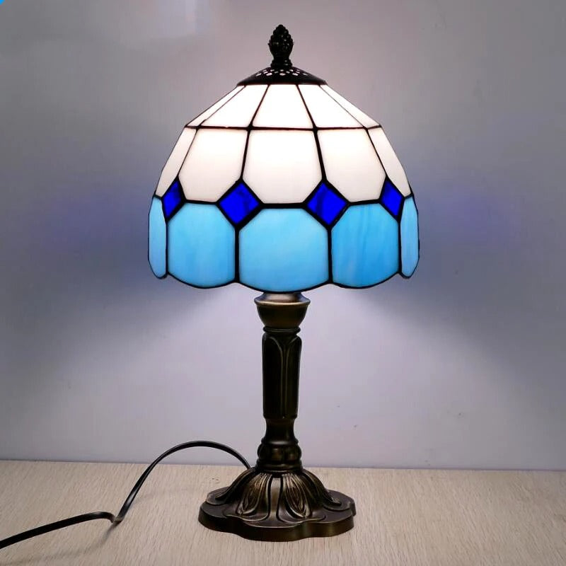 BowLift | LumiTiffany | LED table lamp in vintage design