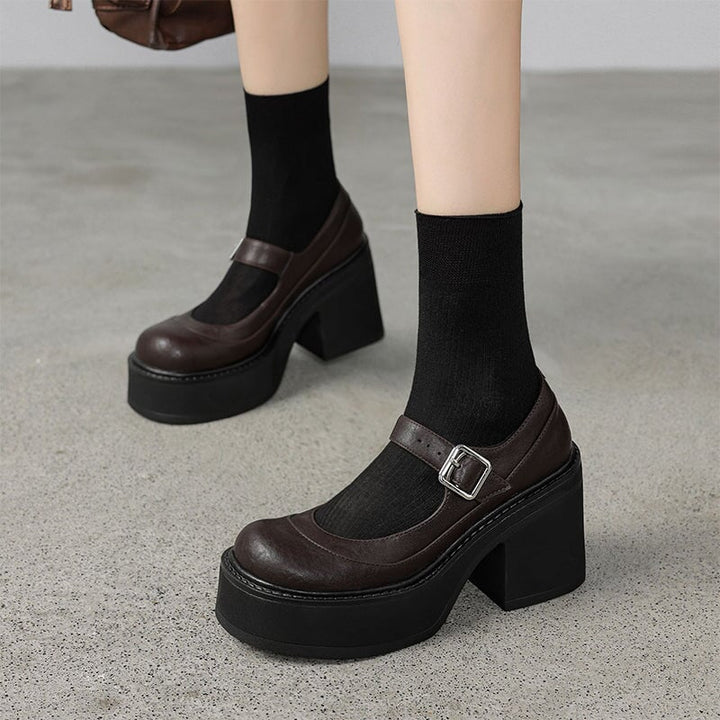 Pela Leather Pumps