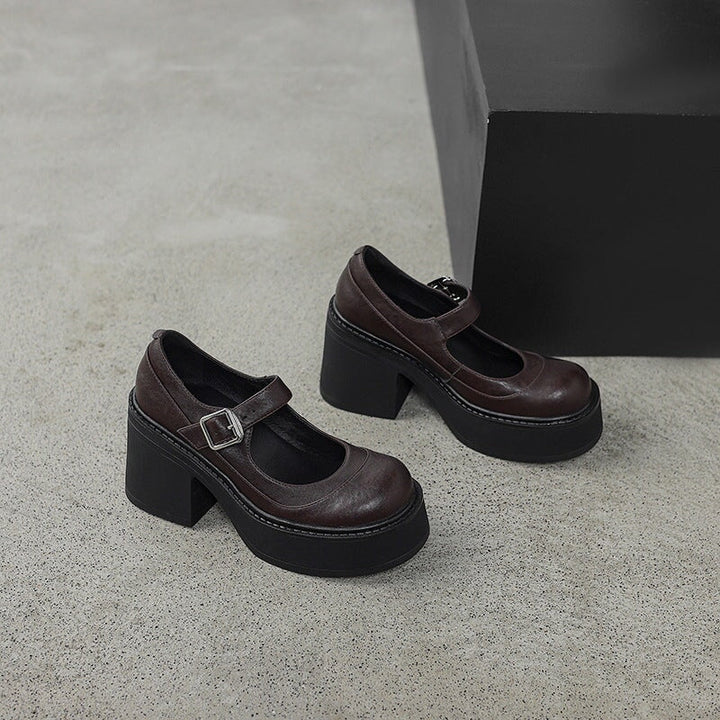 Pela Leather Pumps