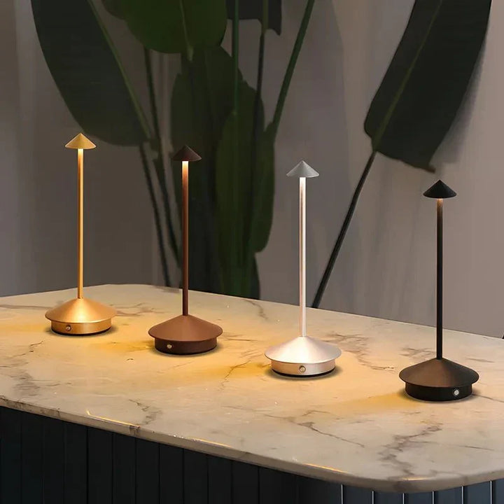 BowLift | Elegant rechargeable metallic table lamp