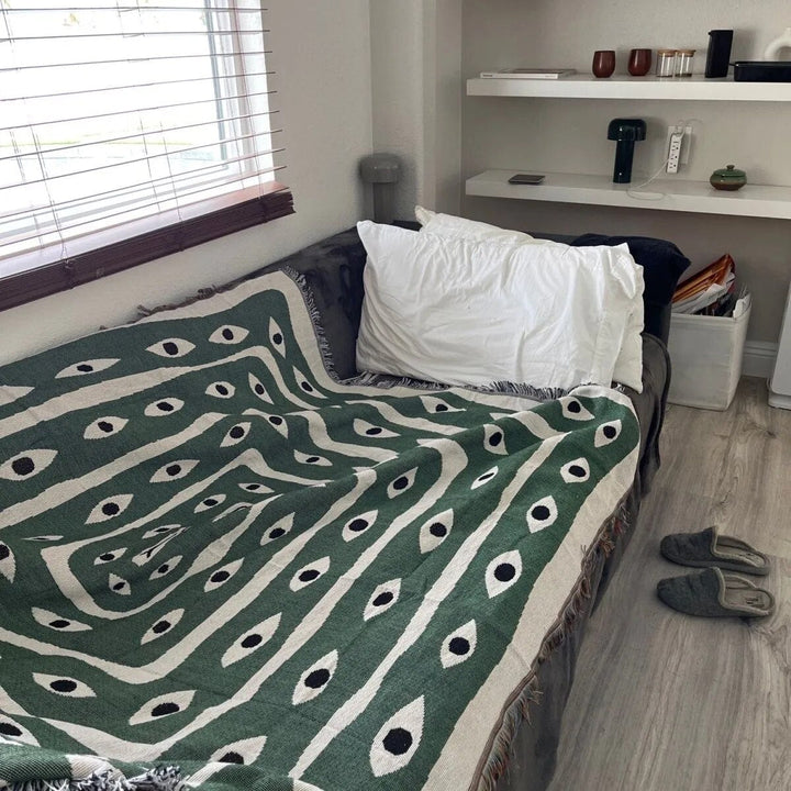 Azura | Snake Eye Design Sofa Blanket
