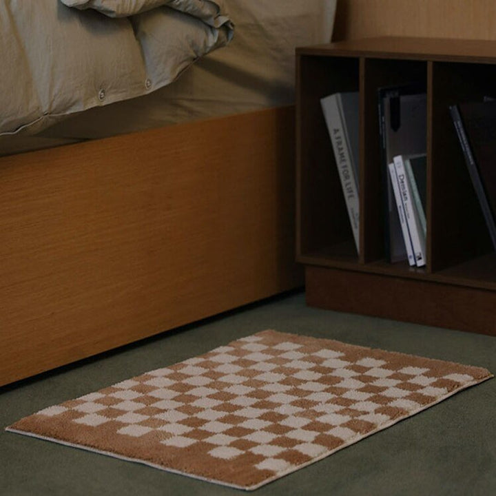 BowLift | Soft, fluffy bathroom rug with check pattern