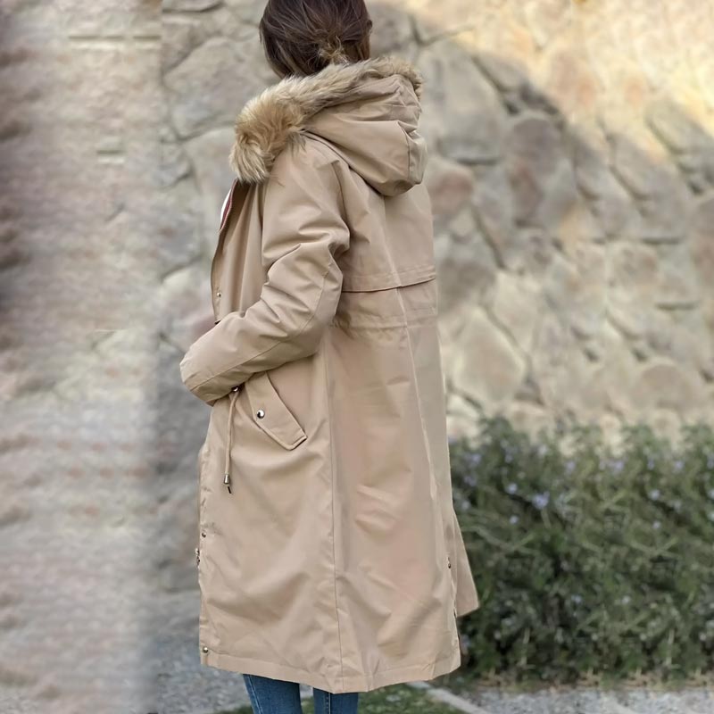 Azura | Winter coat with hood and fur collar, casual parka for women
