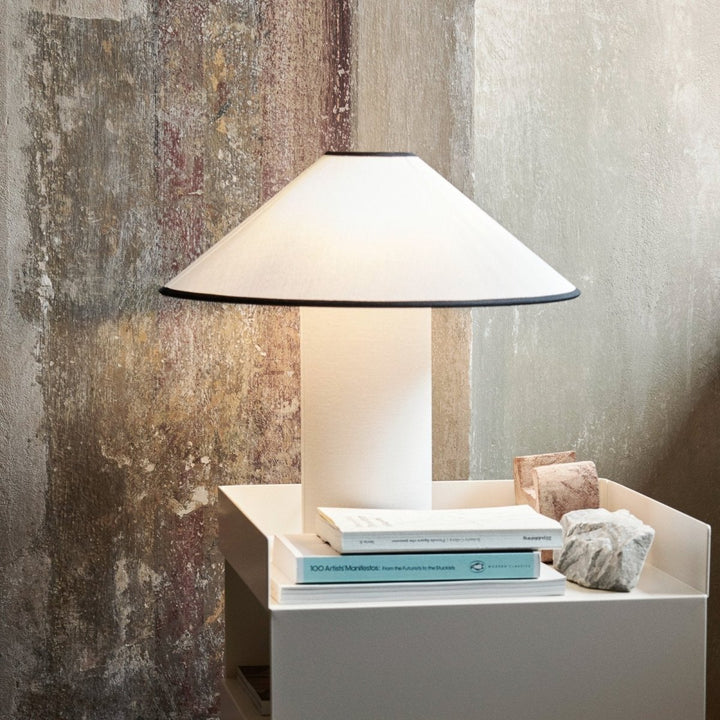 BowLift | Table lamp with fabric shade – Lunara