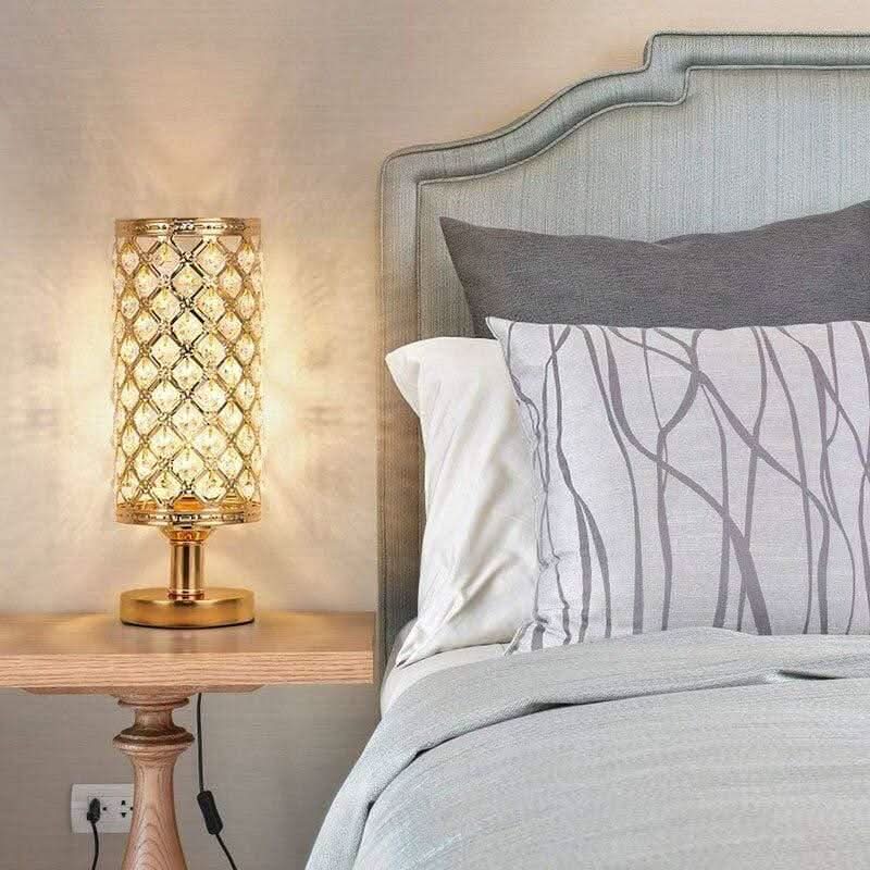 BowLift | SOLVINA – Radiant Table Lamp