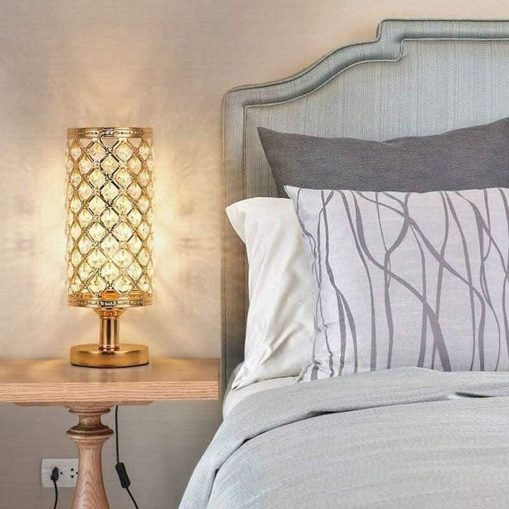 BowLift | SOLVINA – Radiant Table Lamp