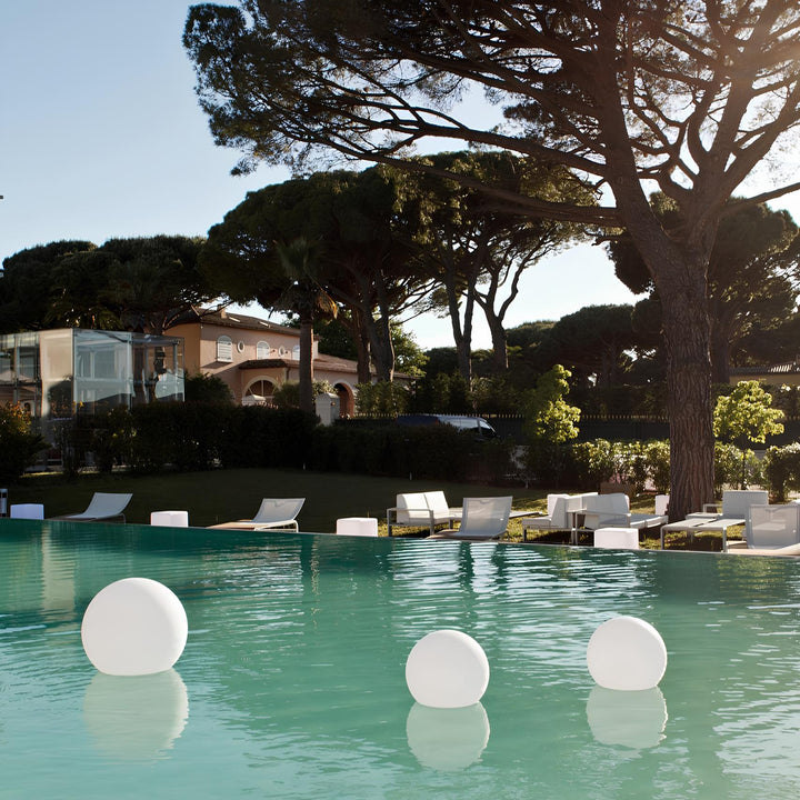 Azura | Wireless Mood Lamp for Indoor & Outdoor - LumaSphere