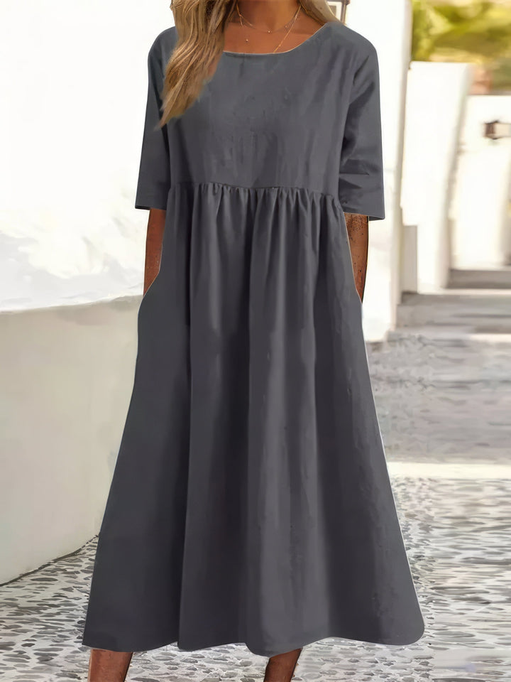 Maikee - Cotton dress with round neckline and pockets