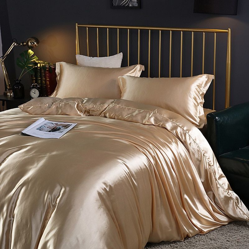 BowLift | SilkEssence Luxury Bedding Set - Ultimate Comfort & Elegance